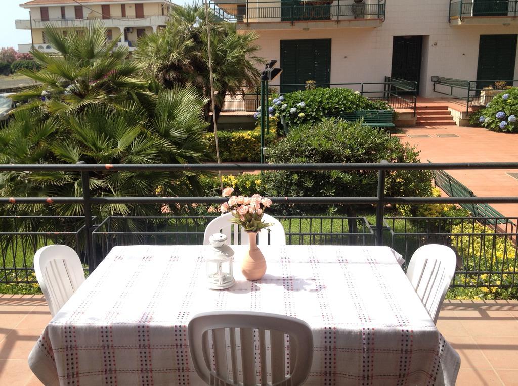 Al Giardino Sant'Anna Διαμέρισμα Mascali Εξωτερικό φωτογραφία
