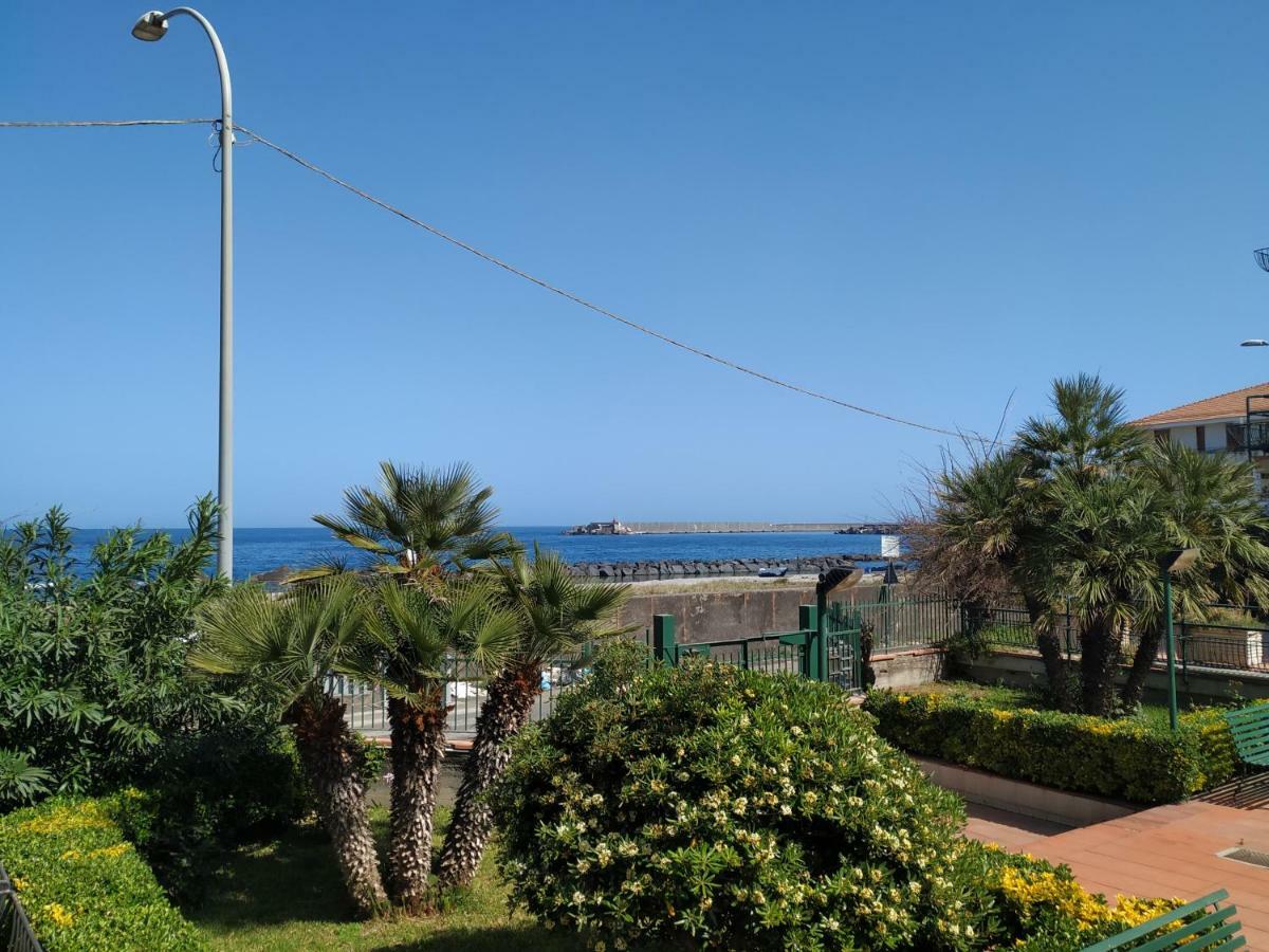 Al Giardino Sant'Anna Διαμέρισμα Mascali Εξωτερικό φωτογραφία